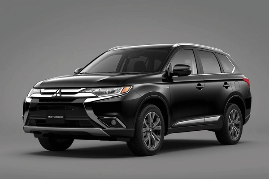 Mitsubishi Montero Sport SUV Safari with Guide Driver – Safari Trackers Tour & Travel